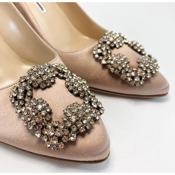 MANOLO Blahnik Champagne Hangisi 70mm Crystal Embellished Pumps - Picture 6 of 11